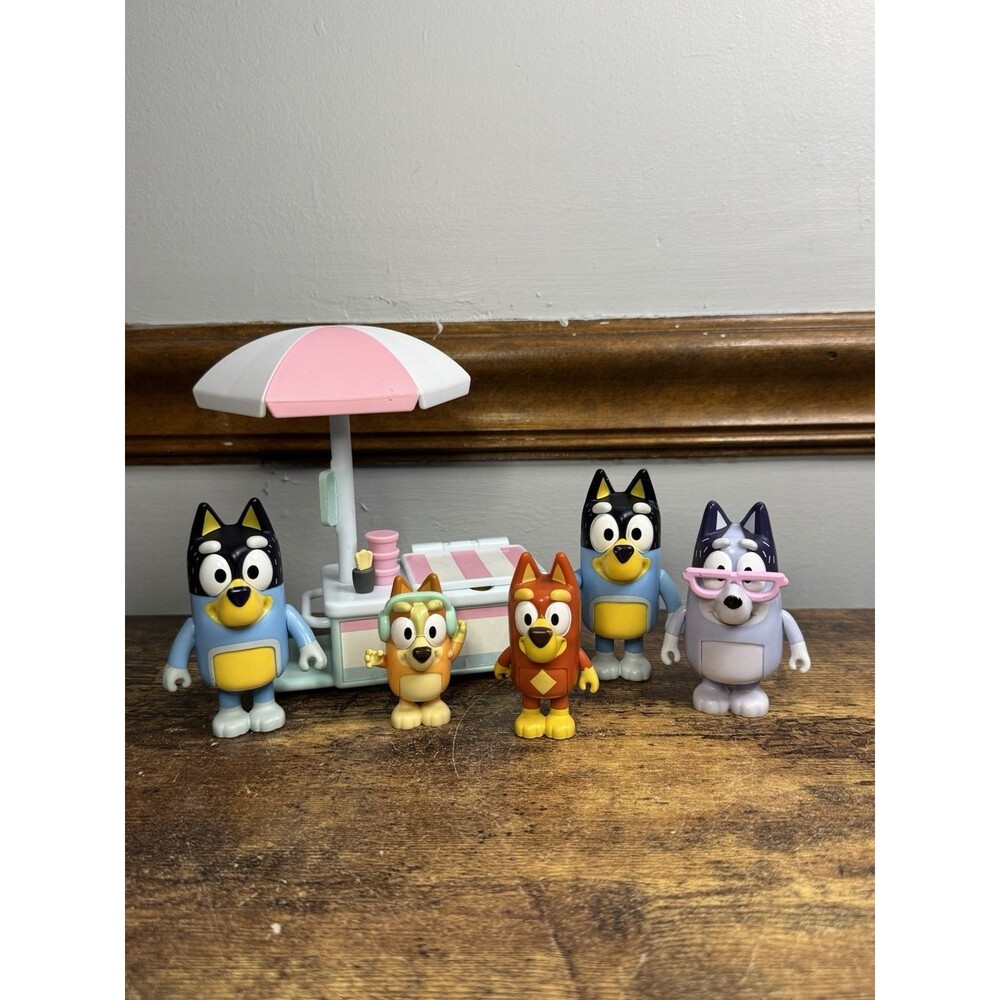 Miscellaneous Replacement Bluey Pieces, Action Figures Toys